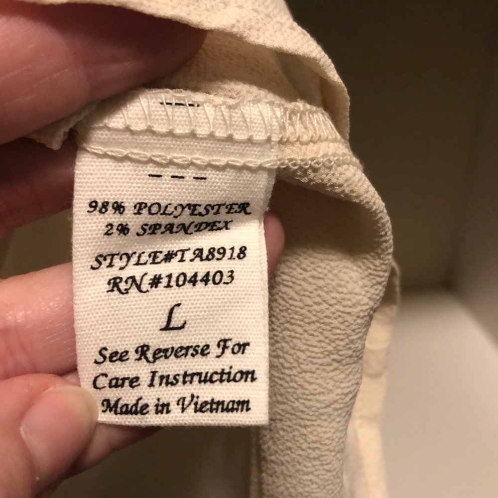 Ivory Top, Size Large - Picture 5 of 5